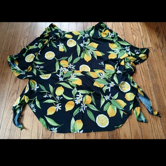Unique Spectrum Knit Women's Lemon Pattern Stretch Plus Size Blouse. Size 3X - Picture 5 of 8